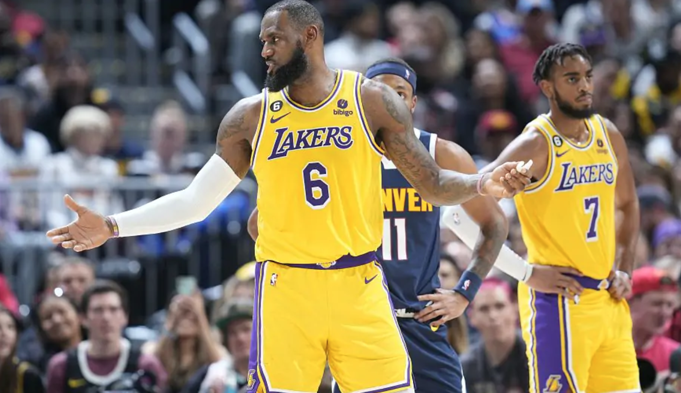 Леброн планує стати необмежено вільним агентом